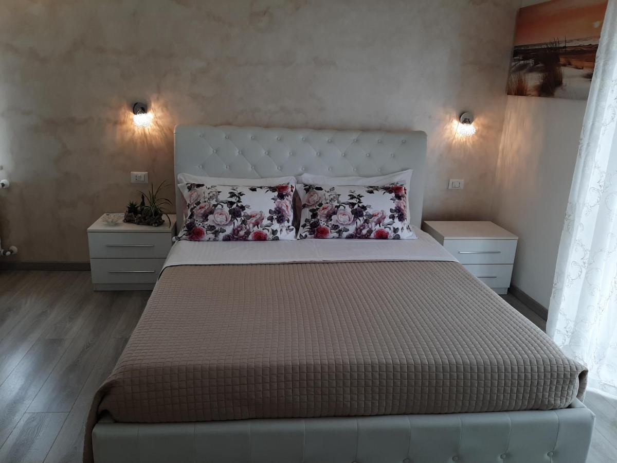 Viola Di Mare Rooms And Parking Термоли Экстерьер фото