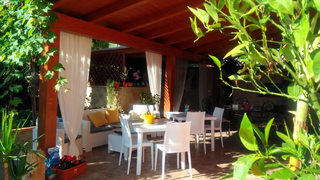 Viola Di Mare Rooms And Parking Термоли Экстерьер фото