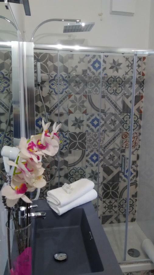 Viola Di Mare Rooms And Parking Термоли Экстерьер фото